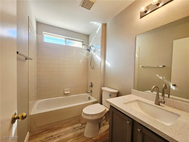 $2,000 | 9500 West Spring Blush Avenue, Las Vegas, NV 89148