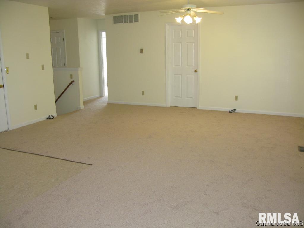 1529 Maureen Court Springfield, IL 62702 - Photo 6 of 14