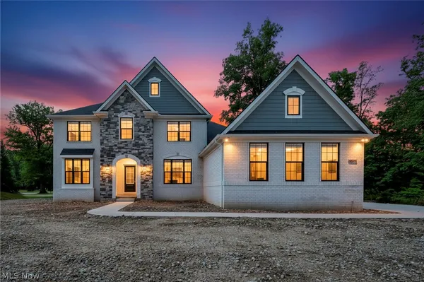 $1,299,000 | 21072 Cedar Creek Drive, Strongsville, OH 44149