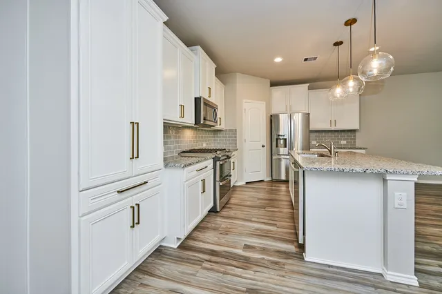 $359,000 | 9291 Inland Leather Lane, Conroe, TX 77385