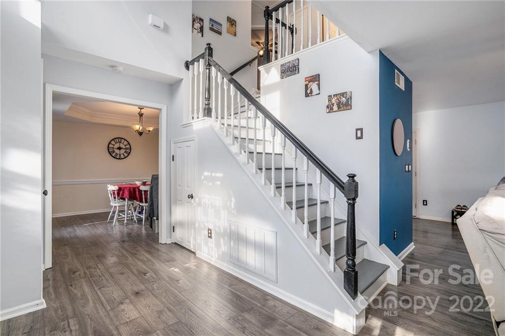 3011 Williams Station Road Matthews, NC 28105 - Photo 3 of 26 a view of entryway