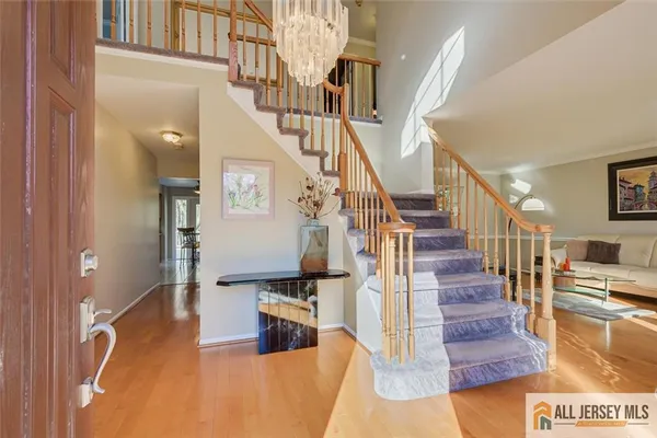 $1,069,000 | 13 Patricia Way, Kendall Park, NJ 08824