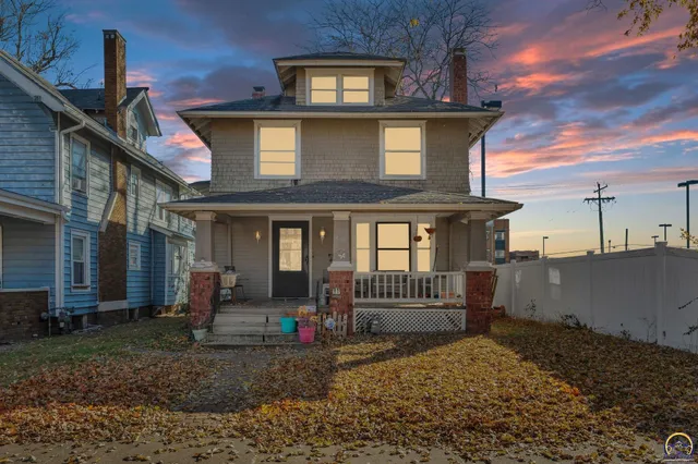 $130,000 | 916 Southwest Polk Street, Topeka, KS 66612