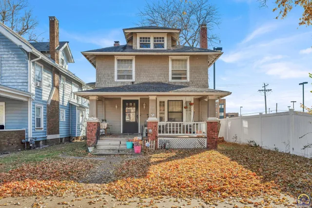 $105,000 | 916 Southwest Polk Street, Topeka, KS 66612