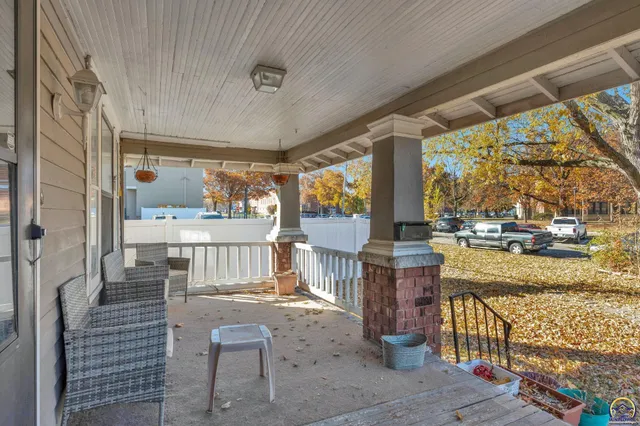 $105,000 | 916 Southwest Polk Street, Topeka, KS 66612