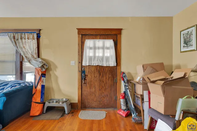 $105,000 | 916 Southwest Polk Street, Topeka, KS 66612