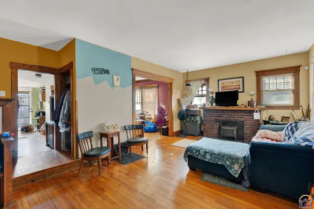 $105,000 | 916 Southwest Polk Street, Topeka, KS 66612