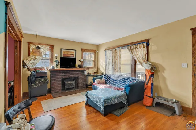 $105,000 | 916 Southwest Polk Street, Topeka, KS 66612