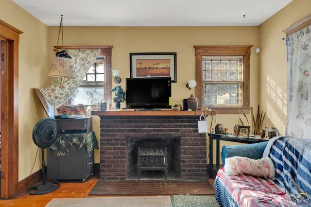 $105,000 | 916 Southwest Polk Street, Topeka, KS 66612