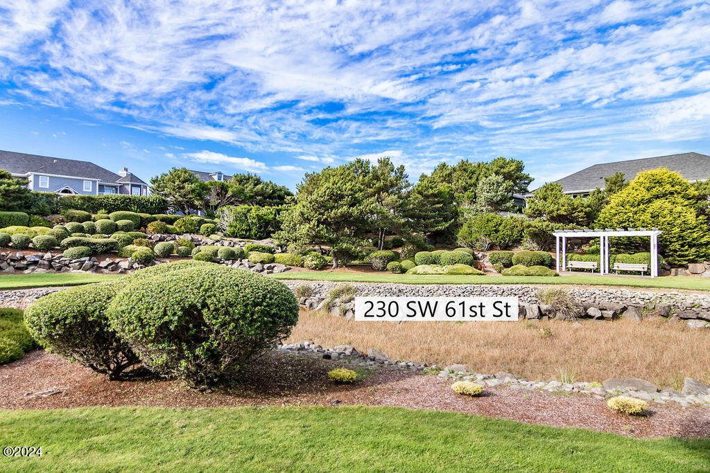 230 Southwest 61 Street Newport, OR 97366 - Photo 40 of 43 230SW61stSt-web-40
