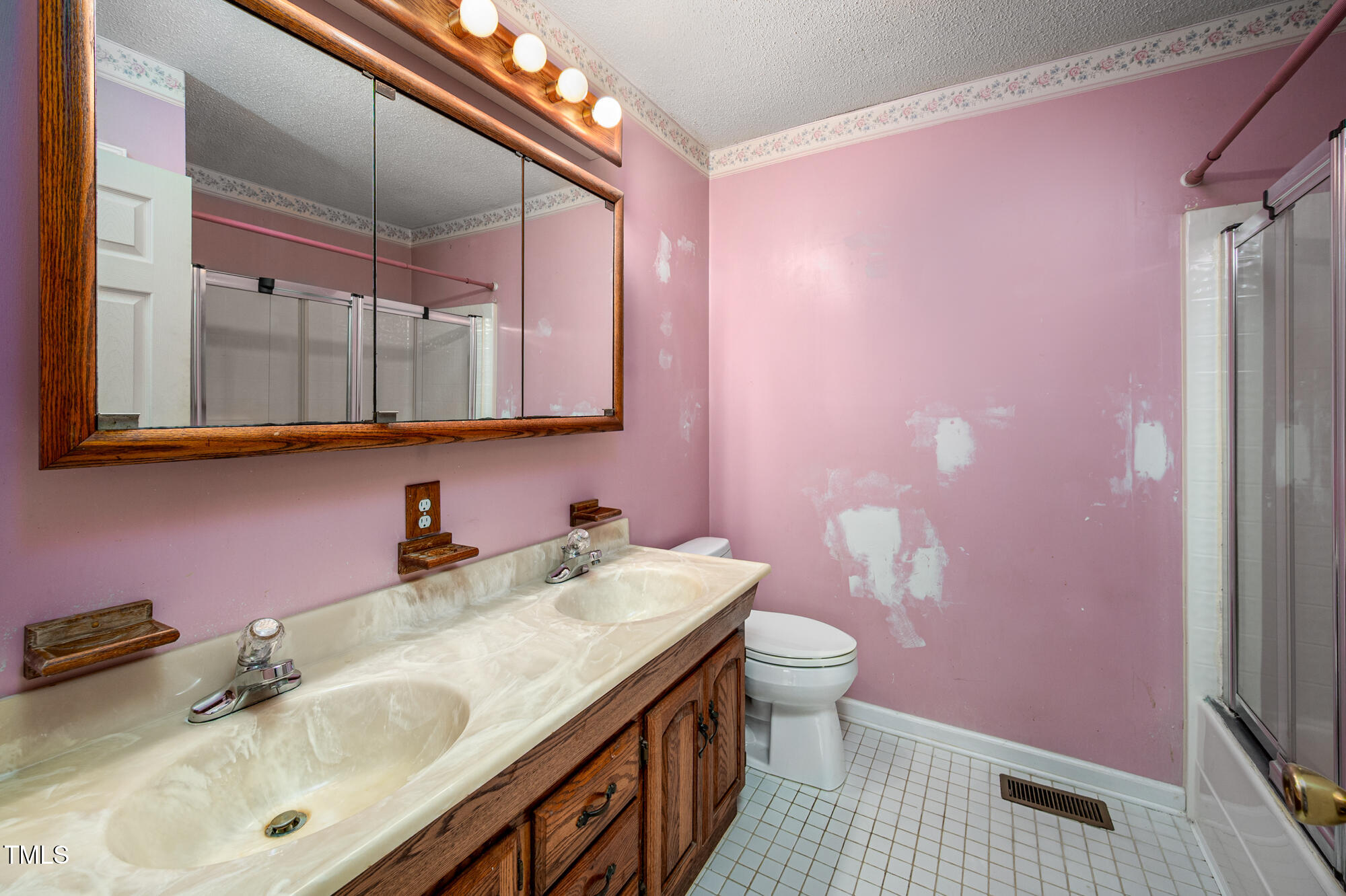 926 Allister Road Durham, NC 27703 - Photo 19 of 39 926Allister-19