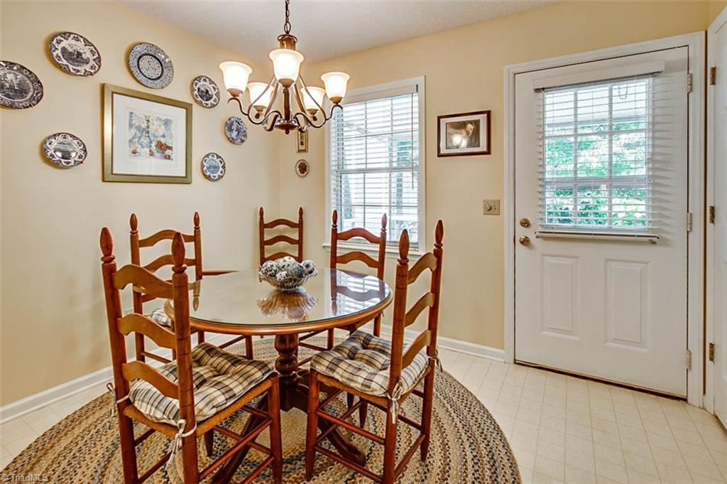 245 Hampton Road, Unit 4C Asheboro, NC 27203 - Photo 9 of 18 Dining area, opens to screened porch