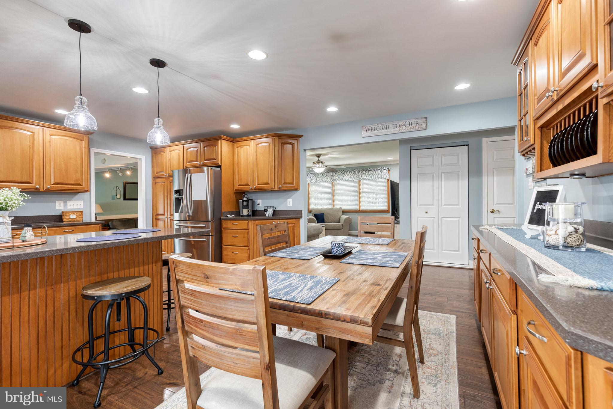 527 South Rolling Road Baltimore, MD 21228 - Photo 11 of 38 Gallery Image 11