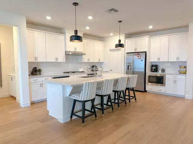 $4,000 | 5225 Fandango Loop, Roseville, CA 95747