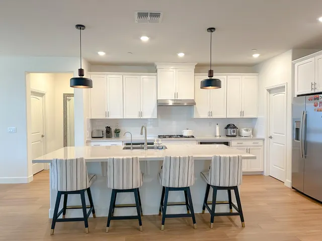 $4,000 | 5225 Fandango Loop, Roseville, CA 95747