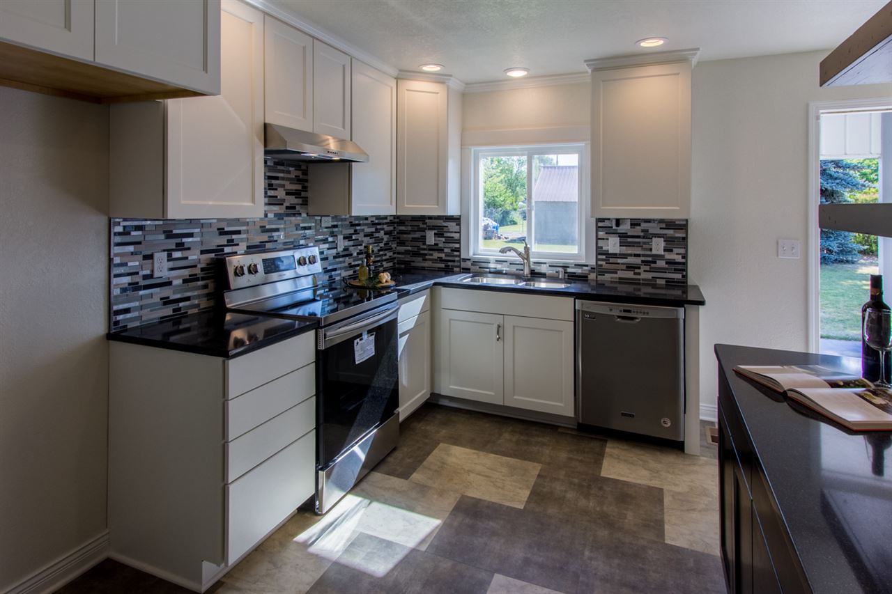 2018 North Laura Road Spokane, WA 99212 - Photo 8 of 20 Gallery Image 8