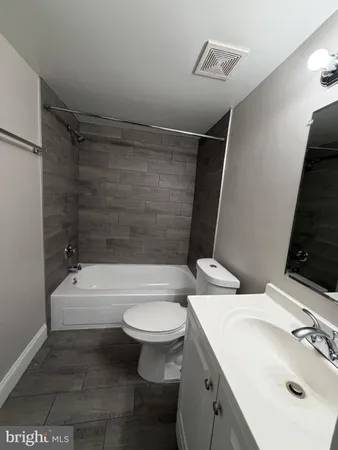 $220,000 | 10242 Prince Place, Unit 206, Upper Marlboro, MD 20774