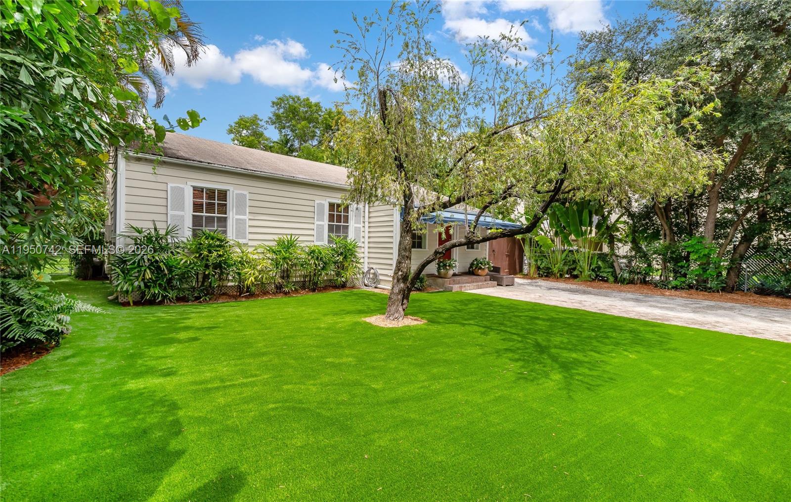 2920 Southwest 30th Court Coconut Grove, FL 33133 - Photo 26 of 31