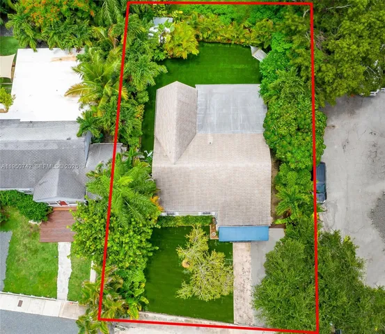 $5,500 | 2920 Southwest 30th Court, Coconut Grove, FL 33133