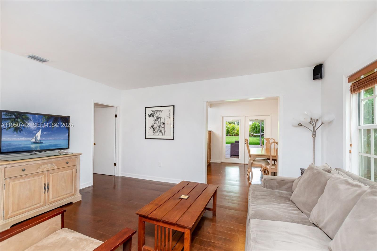 2920 Southwest 30th Court Coconut Grove, FL 33133 - Photo 4 of 31