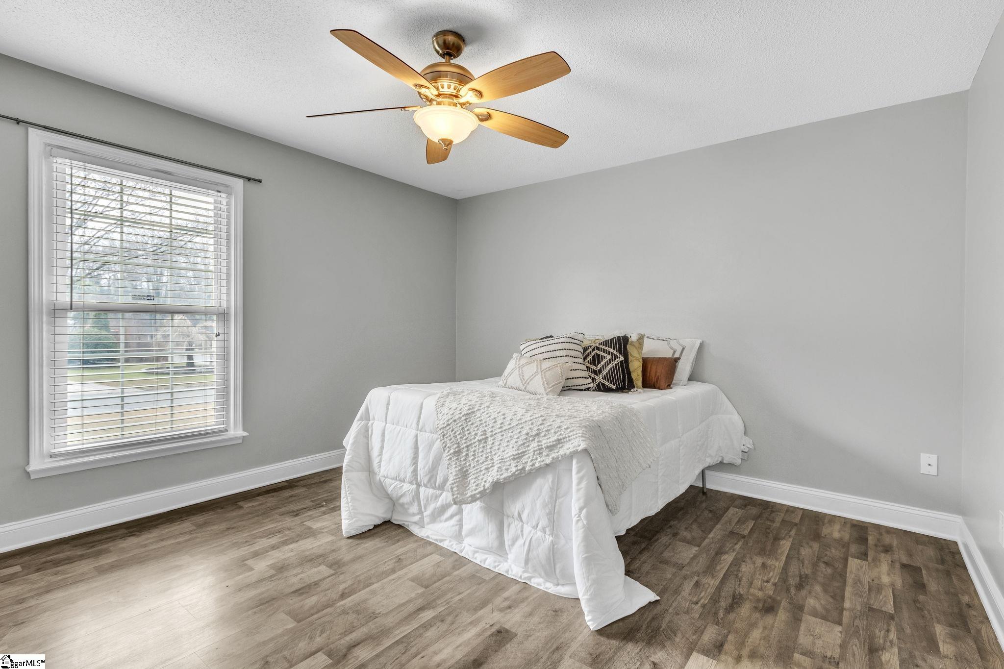 28 Clearfield Road Greenville, SC 29607 - Photo 11 of 31