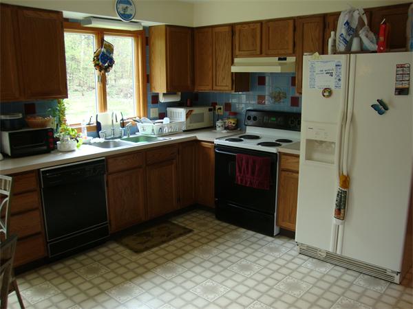 405 Allen Road Belchertown, MA 01007 - Photo 5 of 12 Gallery Image 5