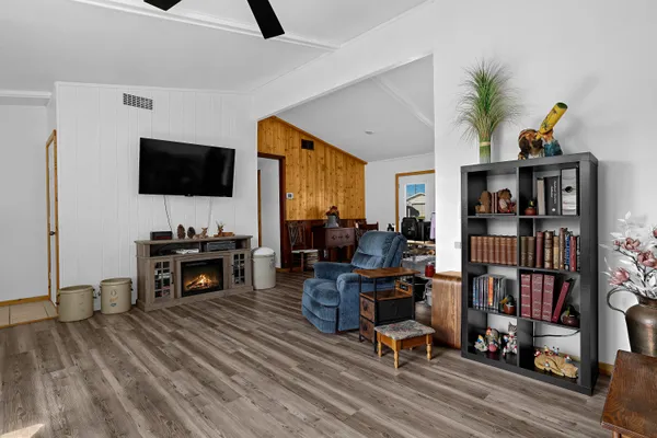 $285,000 | S2946 Indian Creek Road, Milton, WI 54629