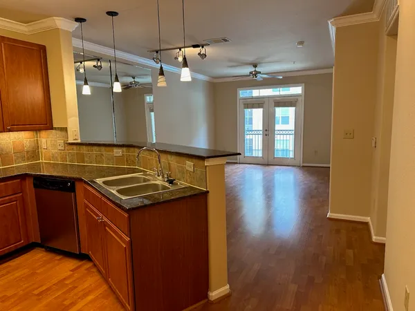 $1,500 | 1711 Old Spanish Trail, Unit 210, Houston, TX 77054