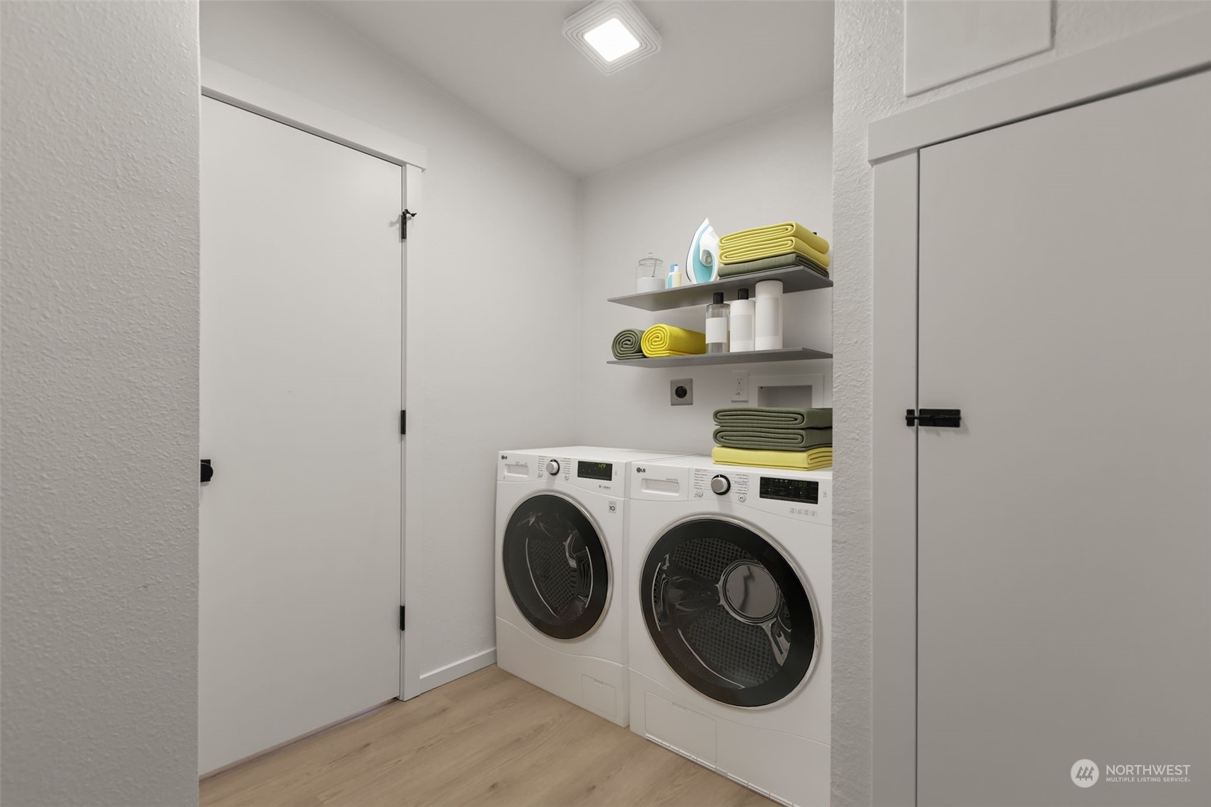12017 Chappel Road Arlington, WA 98223 - Photo 19 of 40 a utility room with dryer and washer