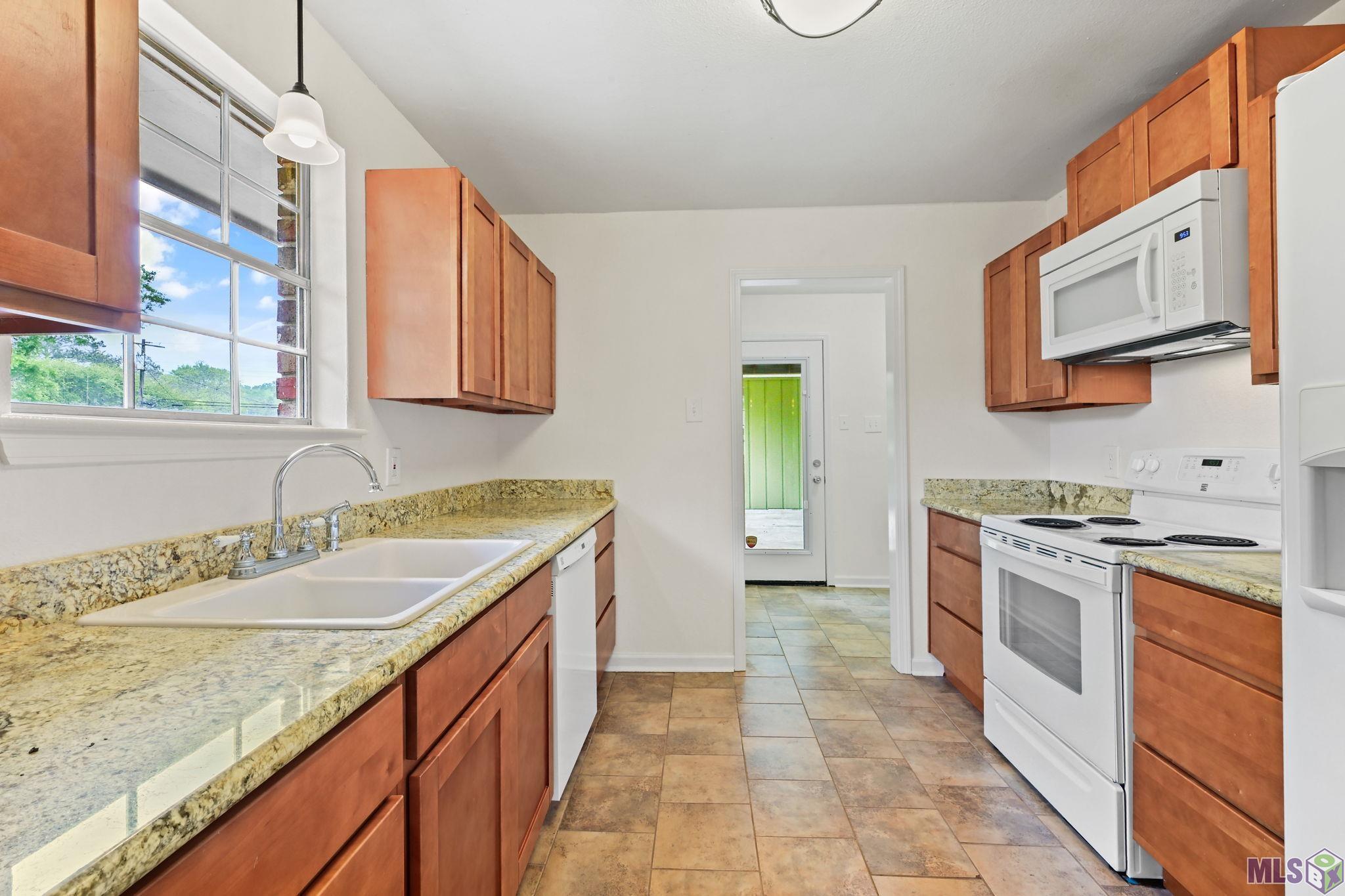 525 Hexham Road Baton Rouge, LA 70819 - Photo 4 of 20