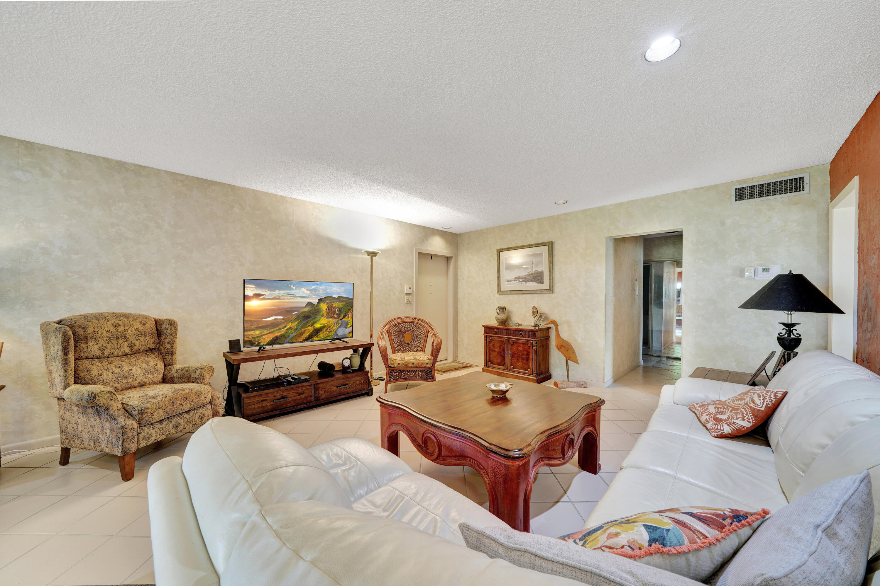 6173 Old Court Road, Unit 121 Boca Raton, FL 33433 - Photo 12 of 54 3 Living Area (5)