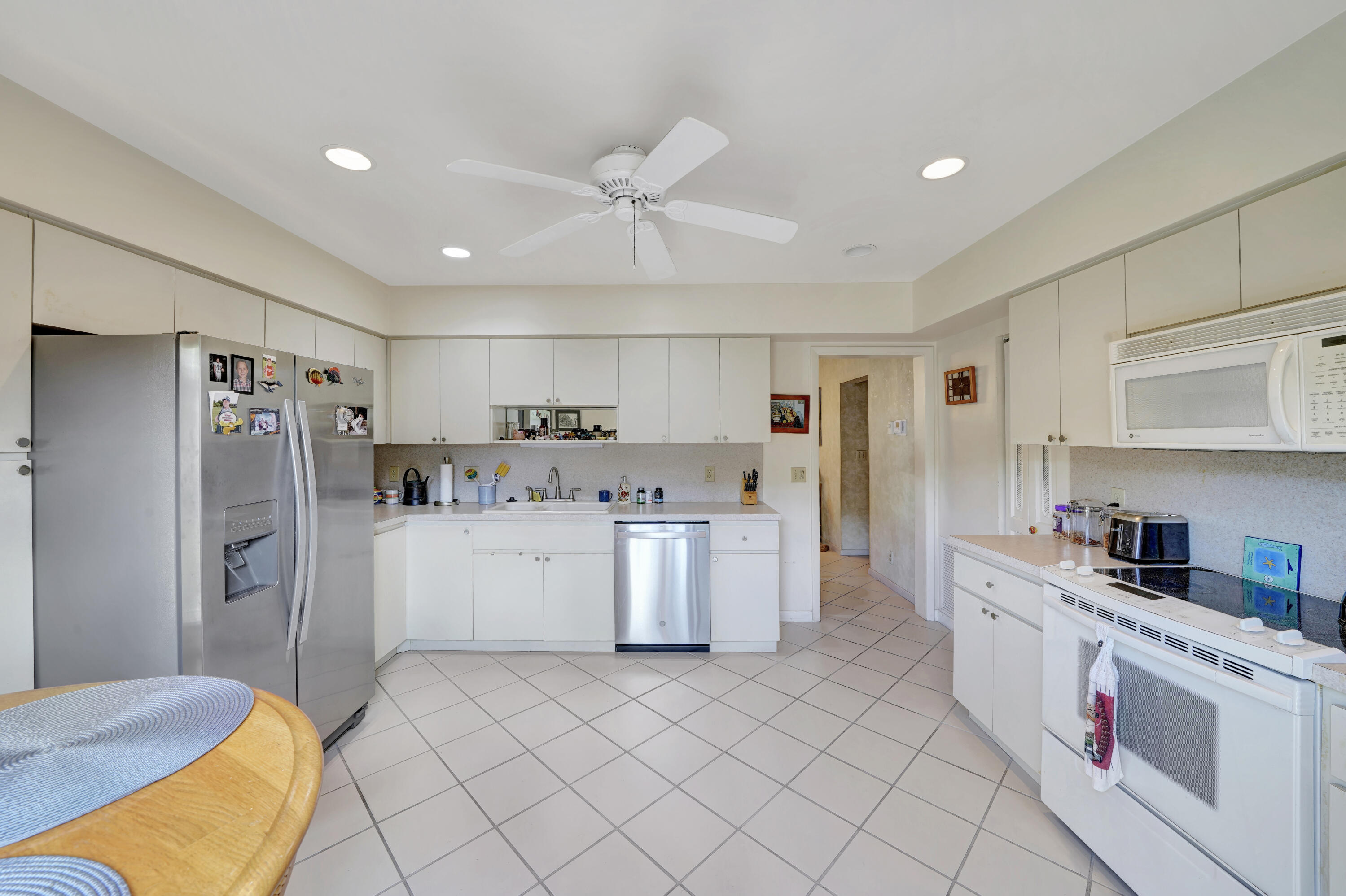 6173 Old Court Road, Unit 121 Boca Raton, FL 33433 - Photo 14 of 54 4 Kitchen (2)