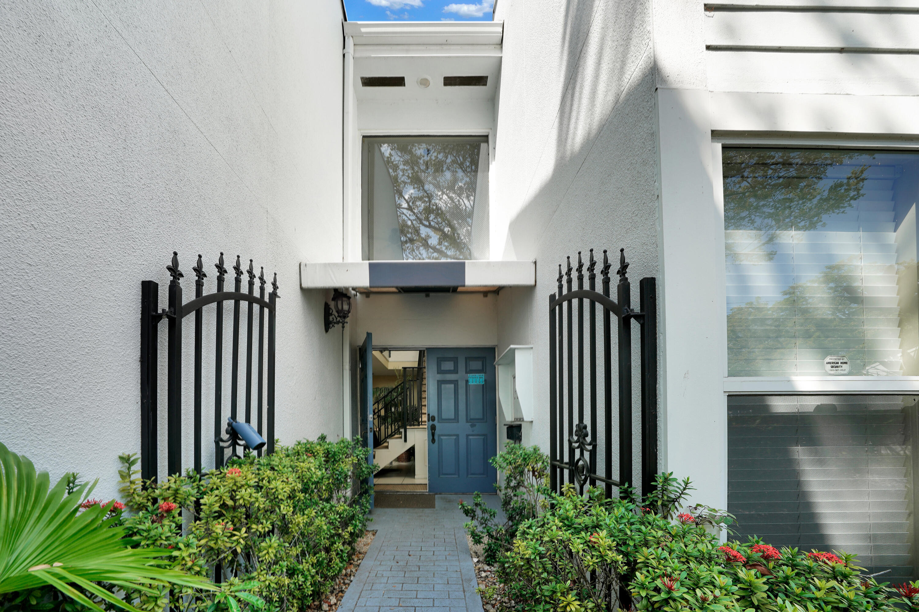 6173 Old Court Road, Unit 121 Boca Raton, FL 33433 - Photo 3 of 54 1 Entryway (3)