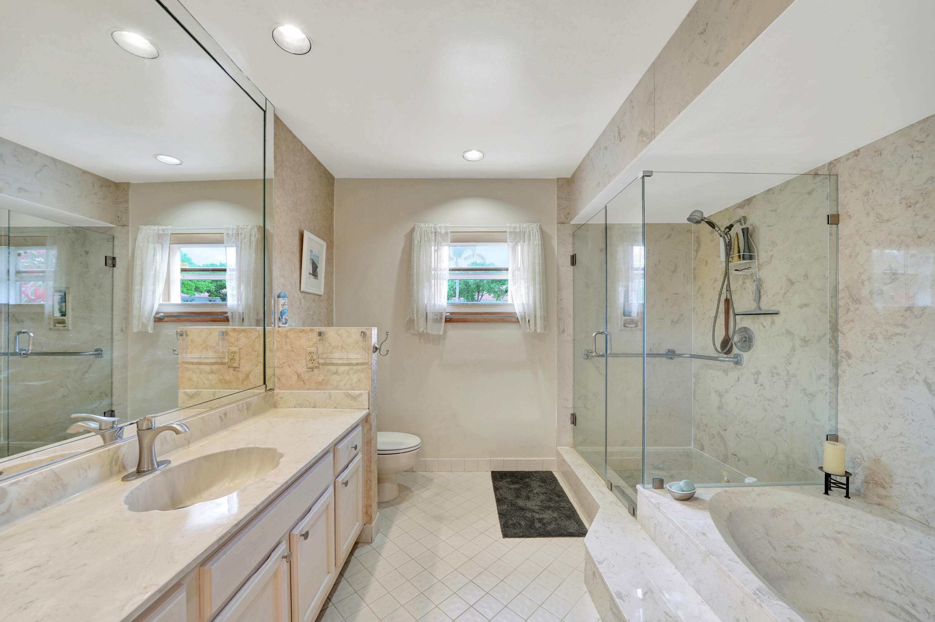 6173 Old Court Road, Unit 121 Boca Raton, FL 33433 - Photo 33 of 54 8 Owner_s Suite (11)