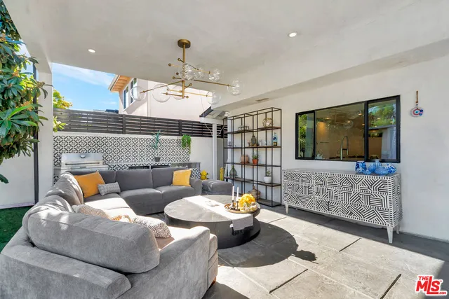 $8,499 | 6324 Geyser Avenue, Tarzana, CA 91335