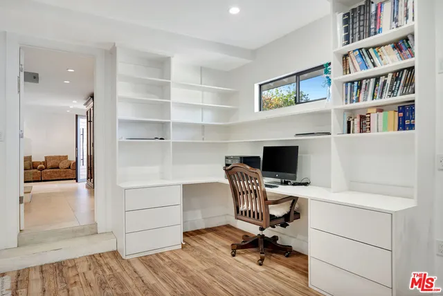 $8,499 | 6324 Geyser Avenue, Tarzana, CA 91335