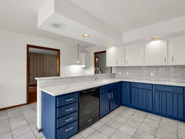 $1,650,000 | 26 Canter Court, Horse Shoe, NC 28742