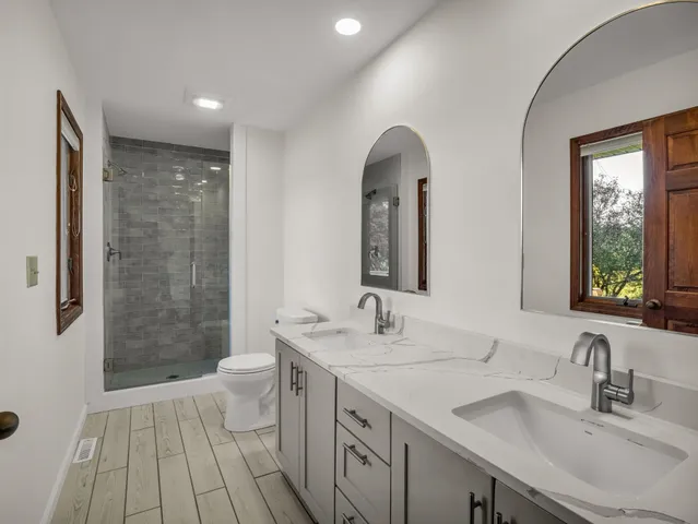 $1,650,000 | 26 Canter Court, Horse Shoe, NC 28742