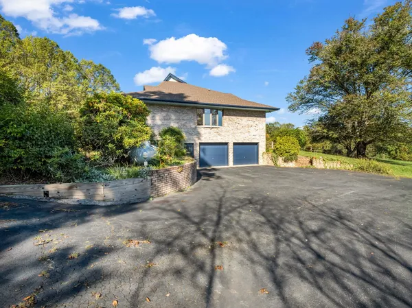 $1,550,000 | 26 Canter Court, Horse Shoe, NC 28742