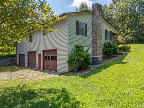 $1,550,000 | 26 Canter Court, Horse Shoe, NC 28742