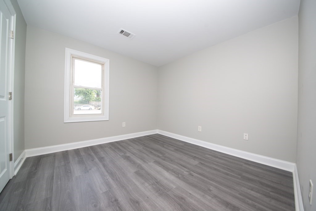 433 Bank Street, Unit 6 Fall River, MA 02720 - Photo 19 of 25