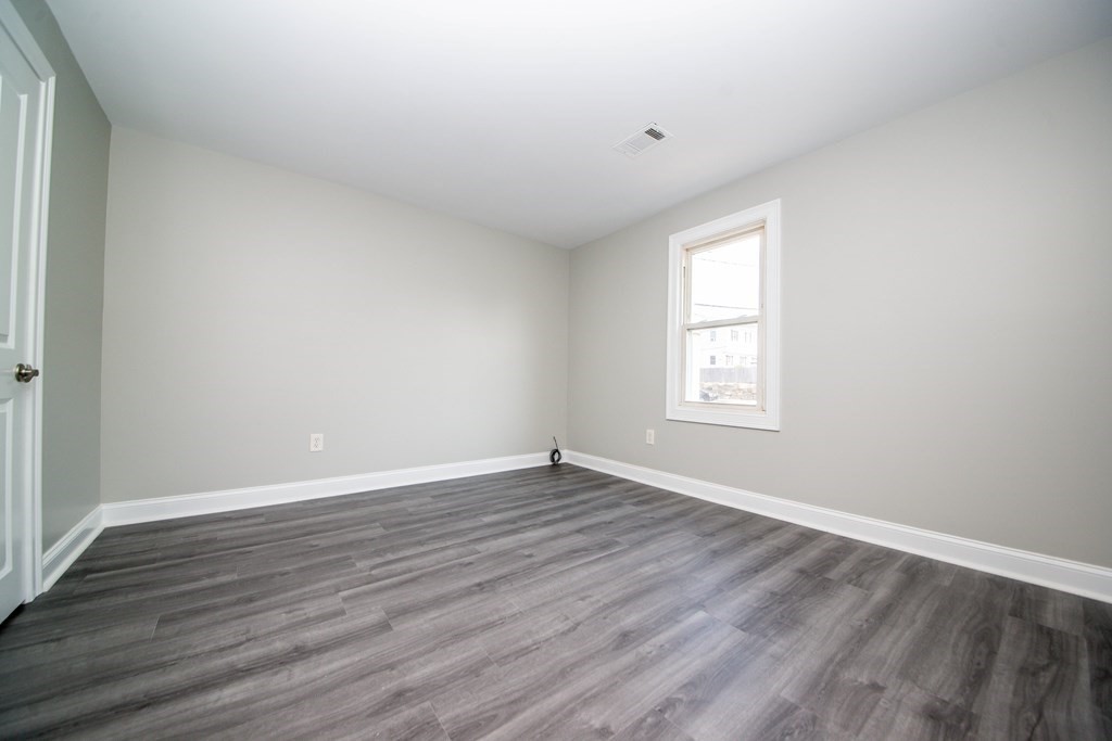 433 Bank Street, Unit 6 Fall River, MA 02720 - Photo 21 of 25