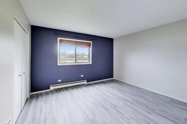 $160,000 | 324 Klein Creek Court, Unit A, Carol Stream, IL 60188