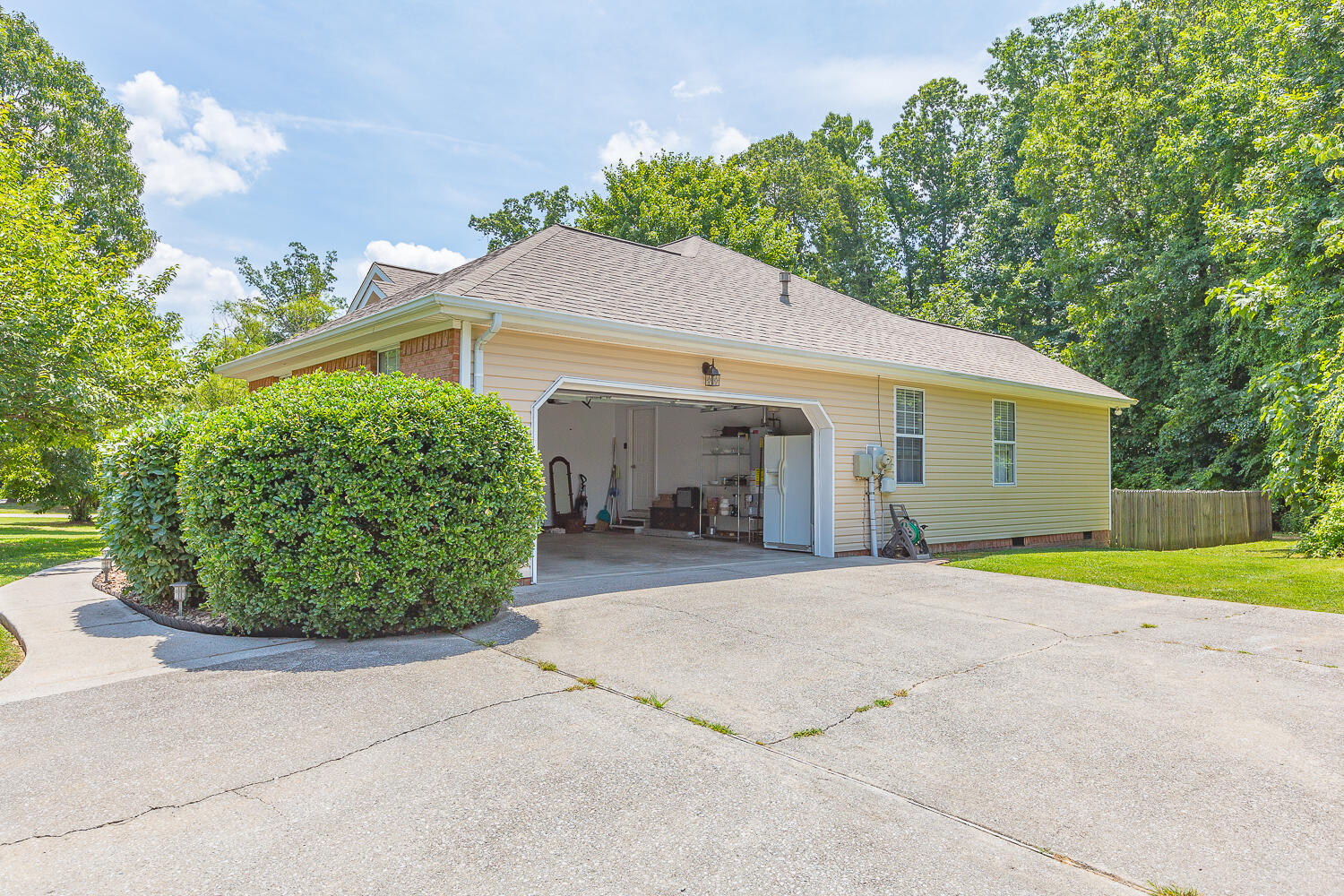9774 Fielding Road Ooltewah, TN 37363 - Photo 8 of 50 9774 Fielding Drive HD -7