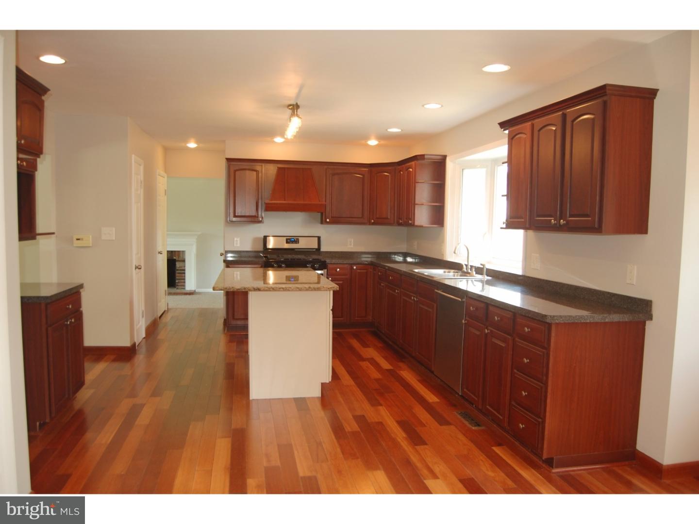 101 Oakmont Road Mount Laurel, NJ 08054 - Photo 11 of 22 Gallery Image 11