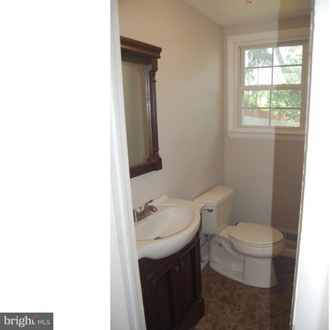 101 Oakmont Road Mount Laurel, NJ 08054 - Photo 14 of 22 Gallery Image 14