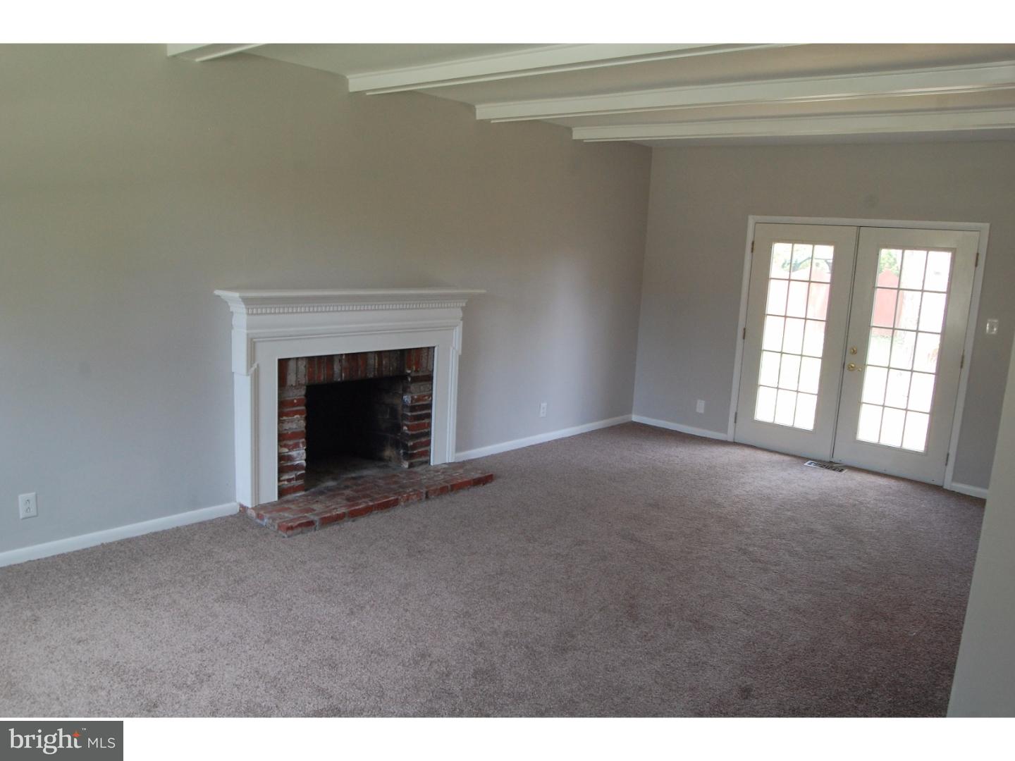 101 Oakmont Road Mount Laurel, NJ 08054 - Photo 3 of 22 Gallery Image 3