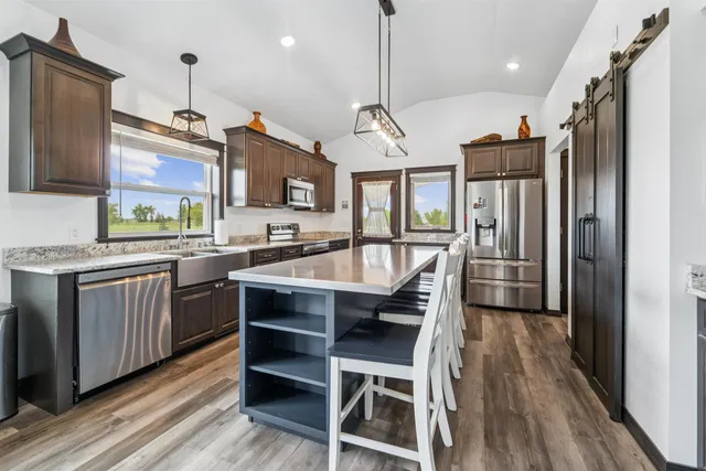 $674,900 | 3815 Stonewall Drive, De Pere, WI 54115