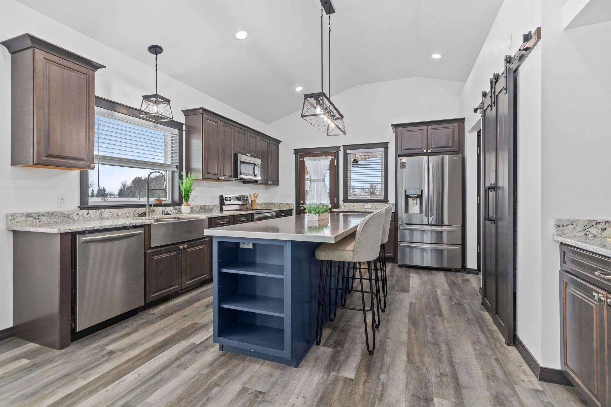 3815 Stonewall Drive De Pere, WI 54115 - Photo 14 of 57