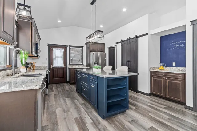 $664,900 | 3815 Stonewall Drive, De Pere, WI 54115